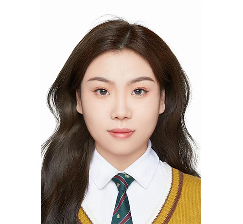 杨博珺.jpg