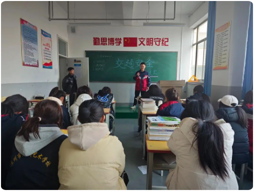 【全国交通安全日】摒弃交通陋习 安全文明出行